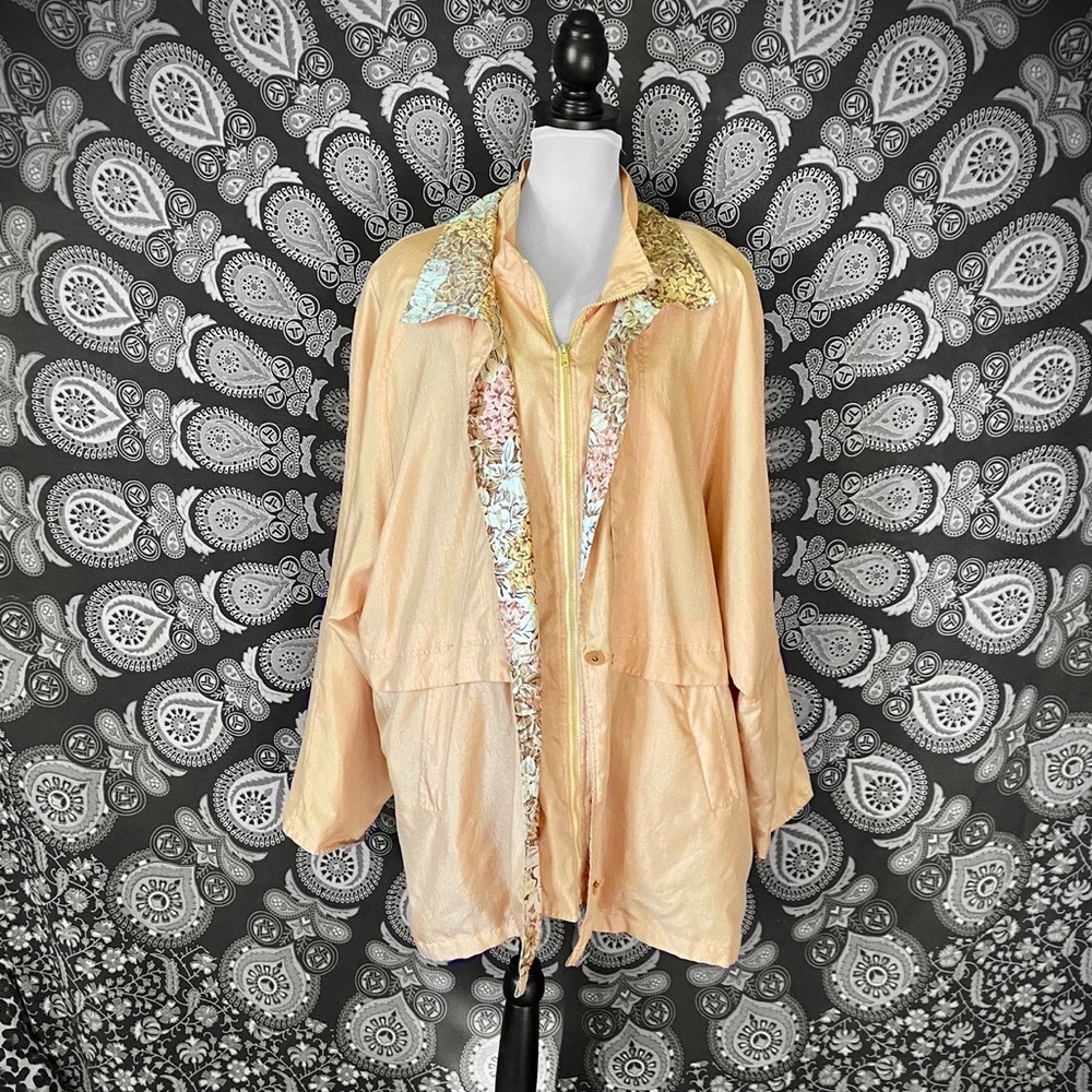 Vintage oversized Windbreaker